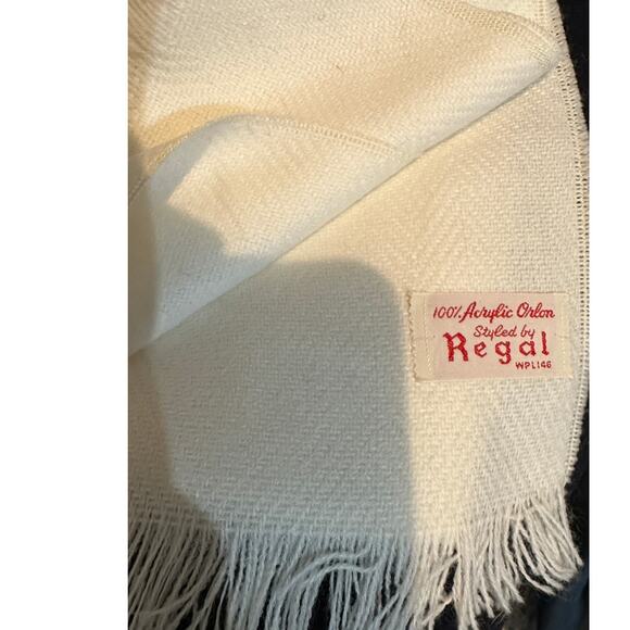 Vintage 100% Acrylic Orlon Styled by Regal White Scarf 12" x 50" - Picture 3 of 5